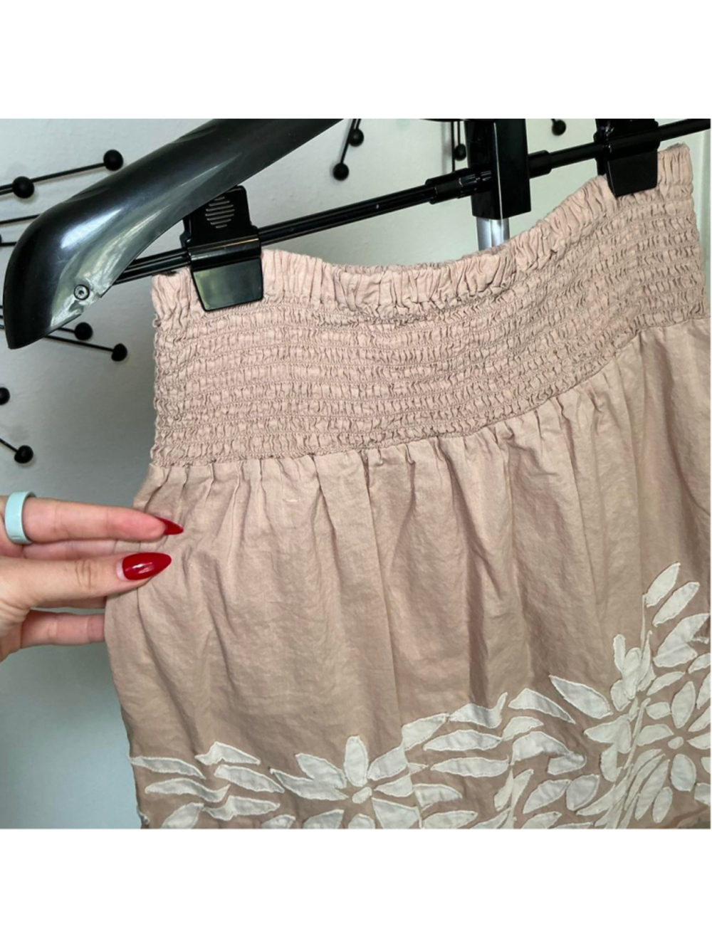 Biographi Beige Floral Appliqué Cotton Skirt Size Medium Boho Cottagecore - Picture 3 of 5